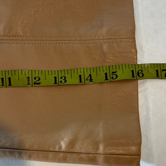 Babaton modern faux vegan Leather Mini Skirt - Picture 8 of 9